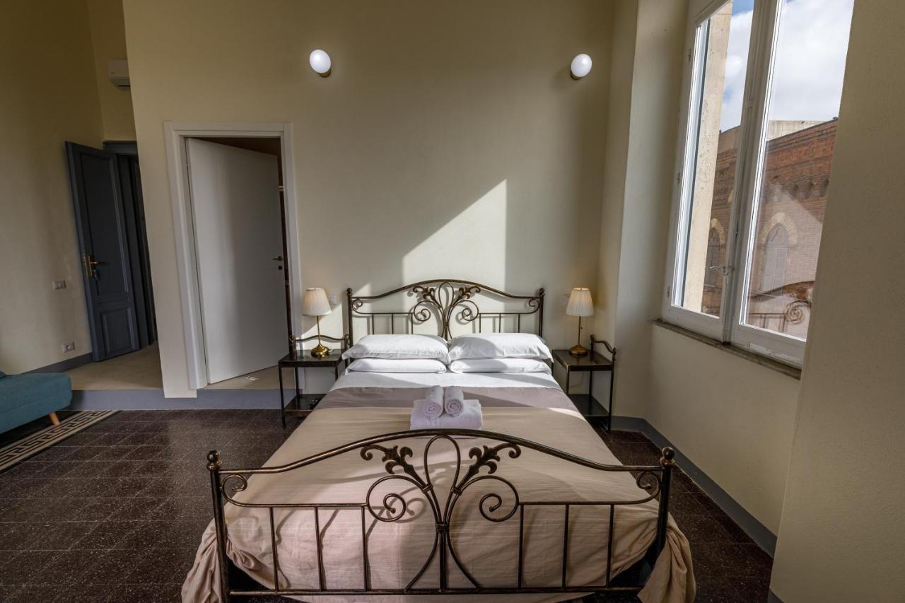 Onlyrooms IV - Sea View & Free Parking Cagliari Buitenkant foto