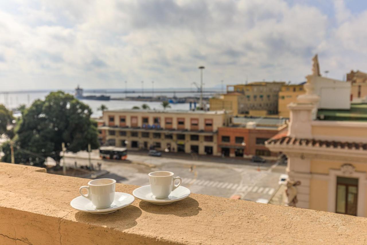 Onlyrooms IV - Sea View & Free Parking Cagliari Buitenkant foto