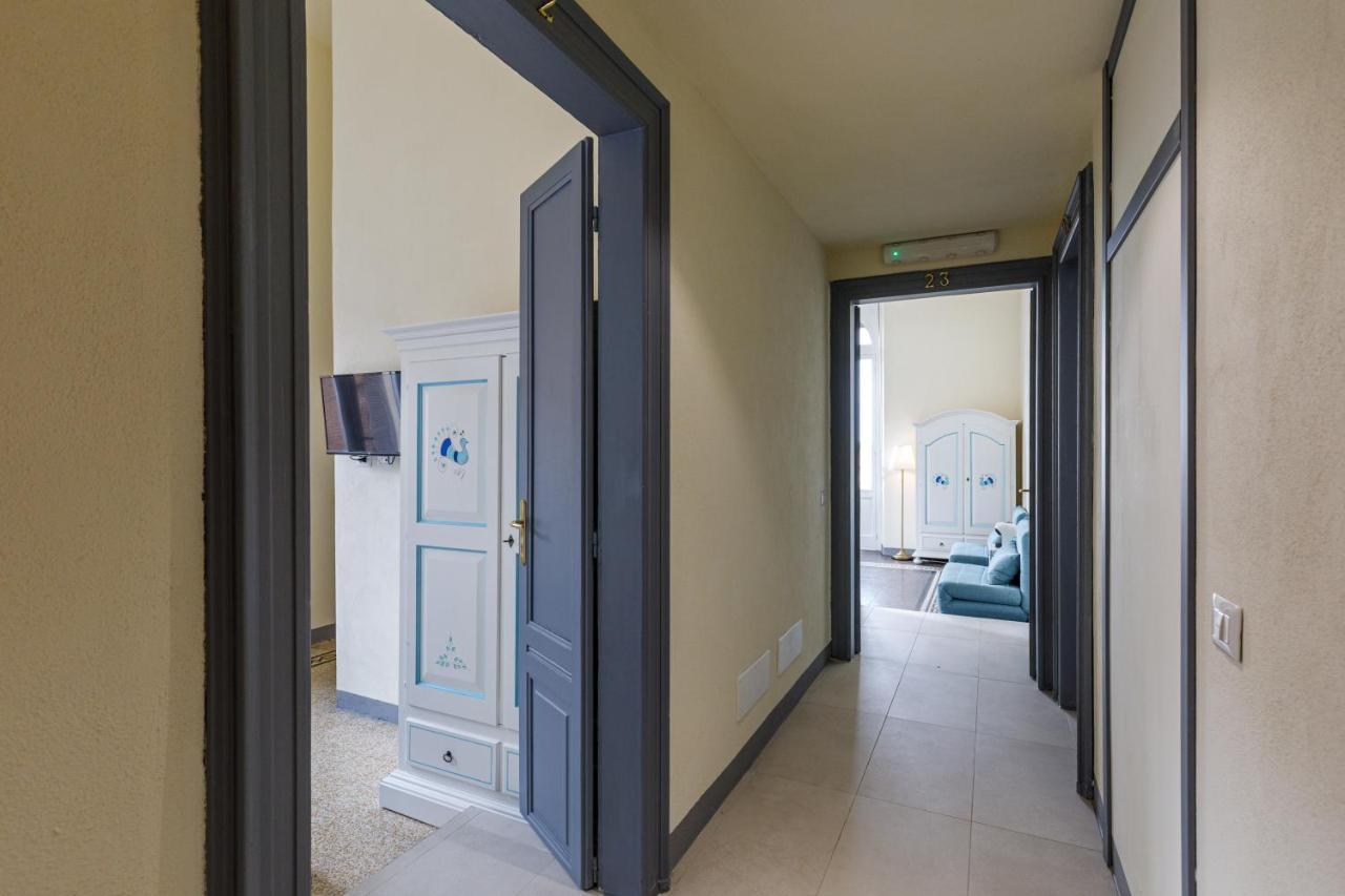 Onlyrooms IV - Sea View & Free Parking Cagliari Buitenkant foto