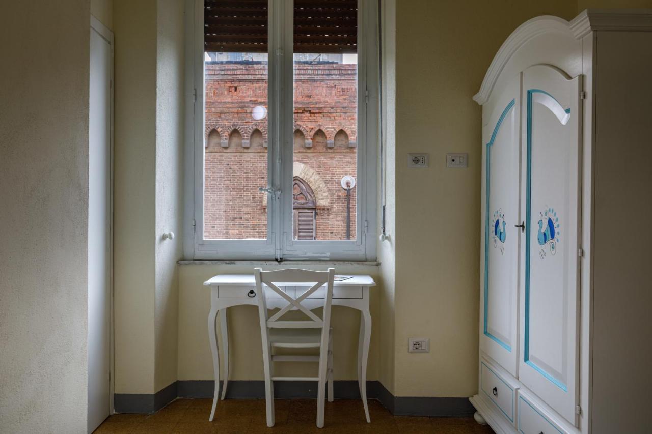 Onlyrooms IV - Sea View & Free Parking Cagliari Buitenkant foto