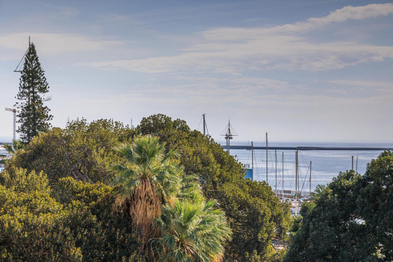 Onlyrooms IV - Sea View & Free Parking Cagliari Buitenkant foto