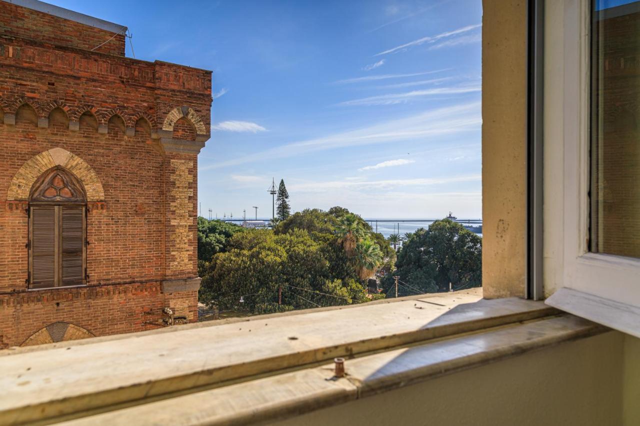 Onlyrooms IV - Sea View & Free Parking Cagliari Buitenkant foto