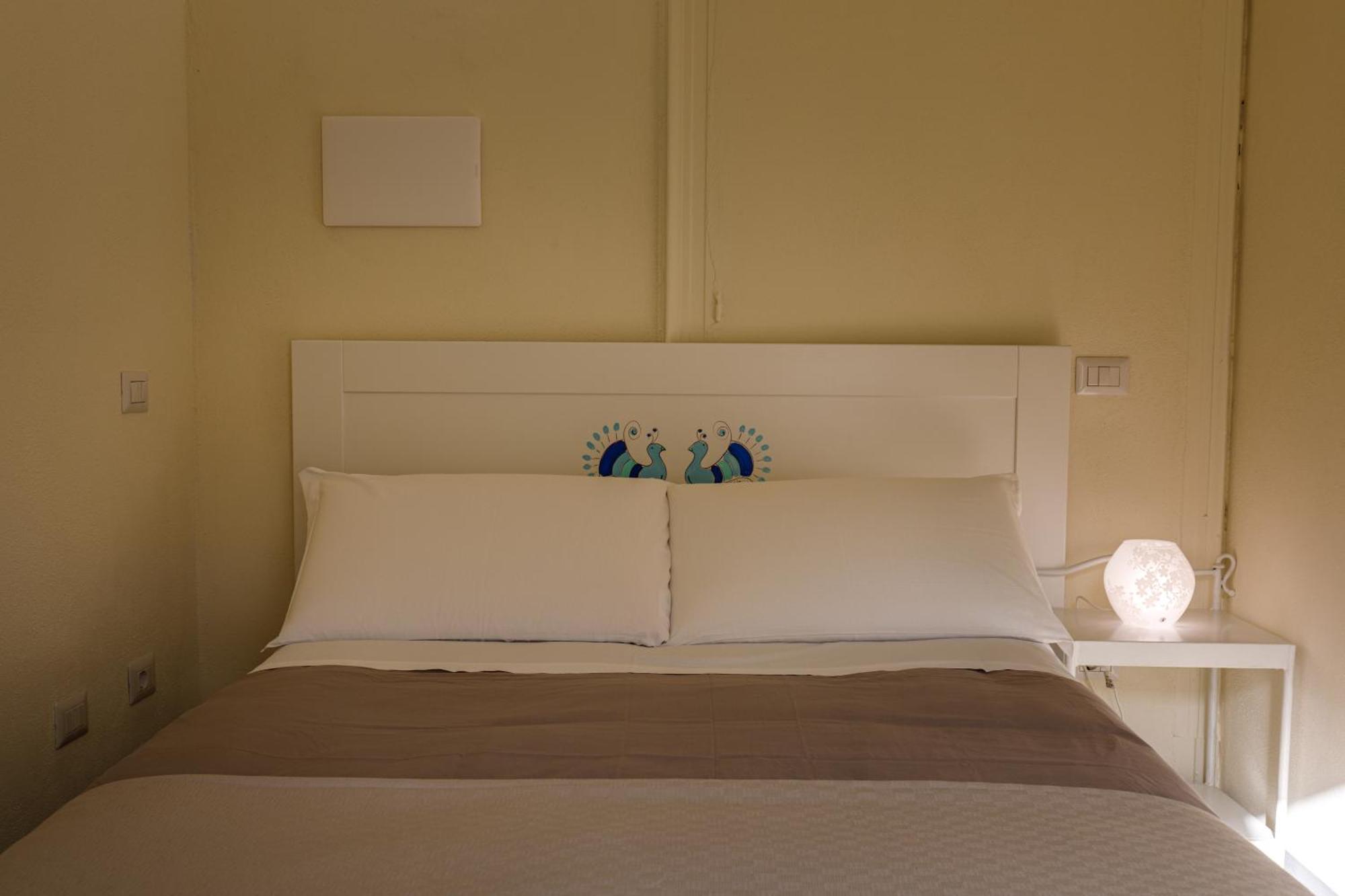 Onlyrooms IV - Sea View & Free Parking Cagliari Buitenkant foto